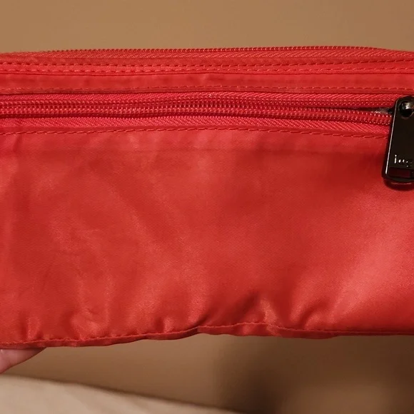 Lug Quilted Orange Wristlet/wallet - Picture 14 of 14